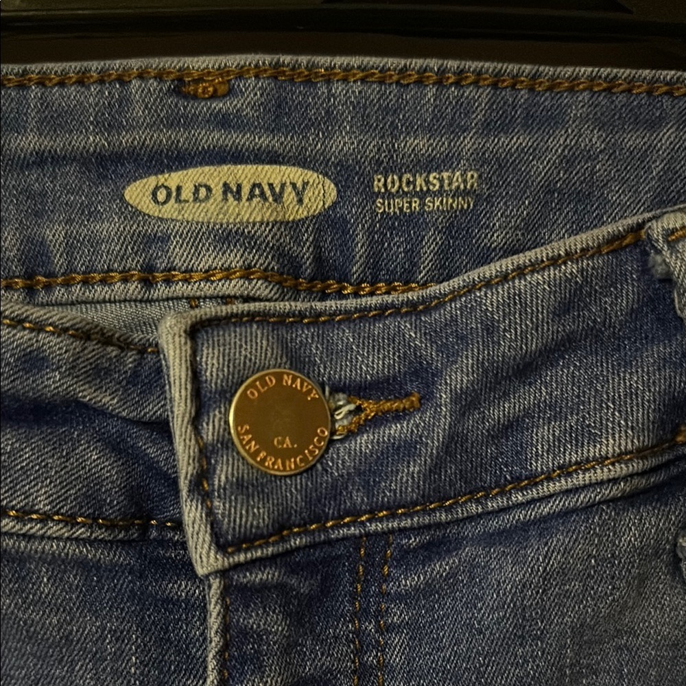 Old Navy Rockstar Super Skinny Blue Ankle Cropped Jeans - 6 - Picture 2 of 6